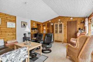 1523-Aakirkeby-Sjostauan-15 - 8