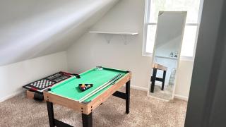 DC Edge stunning three-bedroom House - 2