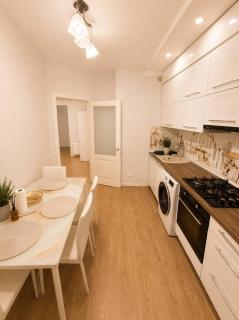 Spacious Apartment in Central Chișinău - 0