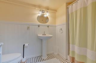 James Place Inn Bed and Breakfast - 7