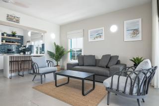 32 Thira - Santorini Beach flat - 8