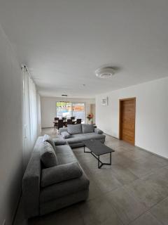 moderne Ferienwohnung mit Terrasse und Pool im Steyrtal - 9