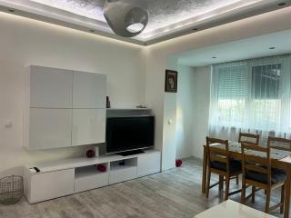 Cozy and modern apartment Krasno selo, free parking - Sofia - 4