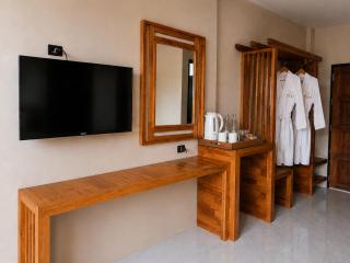 Grand Tara Lanta Hotel - 2