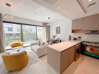 Exclusive Island Living in 2 Bedroom Villa with Maids room - 0