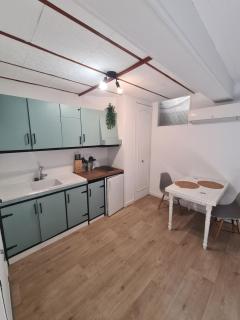Studio - climatisé - proche centre ville, espace carat, gare - parking gratuit - 2