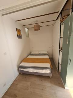Studio - climatisé - proche centre ville, espace carat, gare - parking gratuit - 1