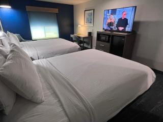 Best Western PLUS Memorial Inn - 7