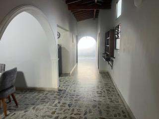 cómodo departamento, cerca al parque, gran variedad gastronomica - 1
