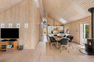 1441-Aakirkeby-Strandparken-14 - 7