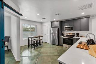 New Desert Casita - City & Mountain Views - Pet Friendly - 8
