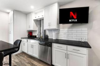 Cool Vibes Music Capital SoCo Townhome! - Austin - 2