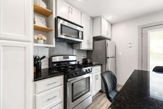 Cool Vibes Music Capital SoCo Townhome! - Austin - 1