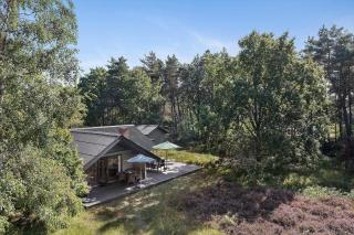 1302-Aakirkeby-Sjostauan-14 - 0