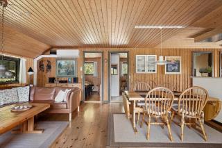1302-Aakirkeby-Sjostauan-14 - 7