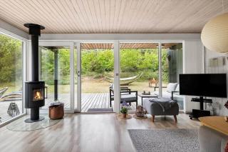 1602-Aakirkeby-Bonamarken-8 - 8