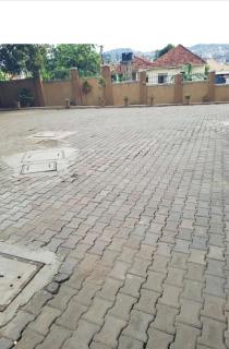 Spacious 3BR Pool Apt, Secure & Central, Kampala - 4