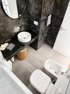 "Atelier Gallo Recoleta" Diseño y esencia porteña - by Lustra Rentals - 1