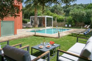Family Villas Magic Media Resort with Private Heated Pool, Playground, Basketball & Game Room - 0