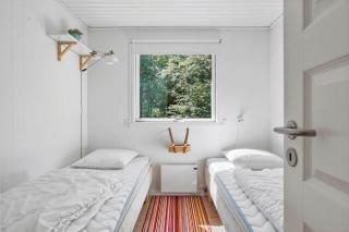 1549-Aakirkeby-Sluseparken-14 - 2
