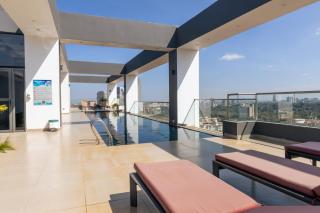 Shelly's suites-Modern studio with rooftop pool, gym and restaurant in Westlands - 3