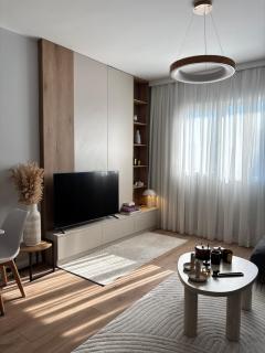 Stylish Minimal Apartment with Views-Central - 8