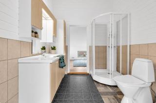 Modern apartment with free parking near the city center - 8