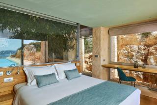 New Luxury Olives & Thyme Retreat, Seaview with 2 Heated Pools - 5