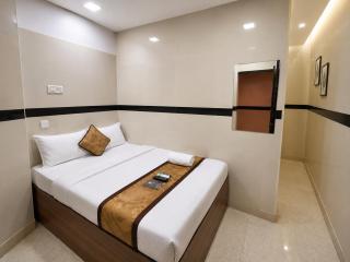 Hotel Angels Inn By Glitz Hotels - 7