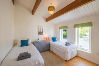 Eddington Lodge Cosy Cabin near Bude Beaches - 5