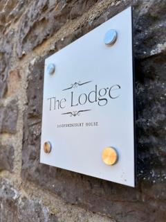 The Lodge at Sandfordscourt House - 8