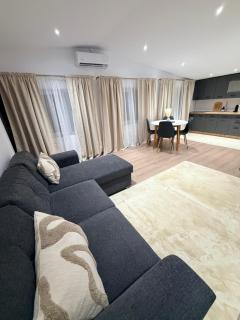 The Garden Hub Apartment - 1