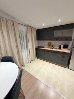 The Garden Hub Apartment 2 - 8