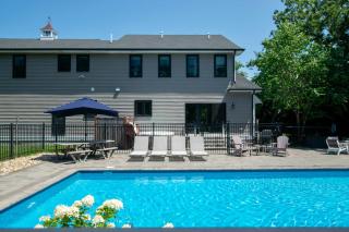 Upscale Beach Retreat w Pool Half Mile to Beach - Dennis - 9