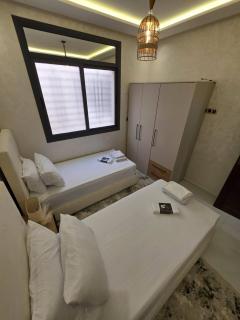 Prestigious 3-bedroom penthouse in Nador, Al Matar - 5