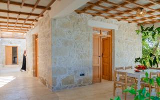 Villa Pepper Tree by Helena Luxus - 3