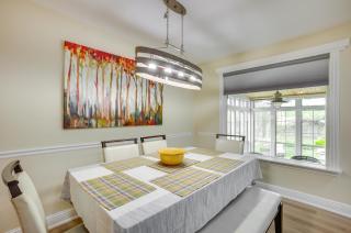 < 1 Mi to Dtwn! 2-Unit Conroe Home, Private Yard - 3