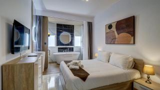 GZR093-Luxury 4BR Duplex Near Seafront & Nightlife - 8