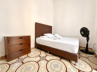 Casa colonial - Jacuzzi - cerca al parque principal - lundry - Tv - 3