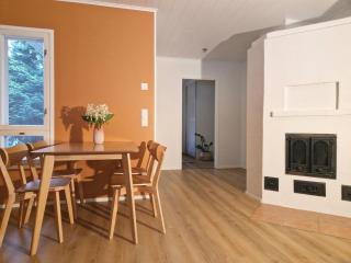 Cozy two-room apartment with a sauna and a private yard - Free parking - 3