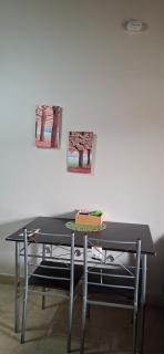 Apartamento con balcón en calle principal El Retiro - Antioquia - 1