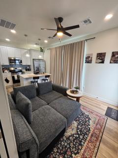 Modern Downtown Phoenix 1BR Condo With Private Garage - 1