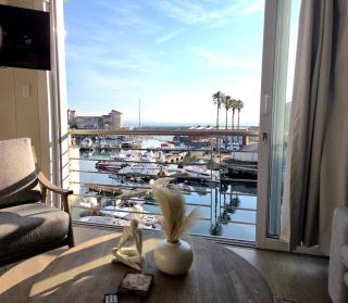 Quarter Deck 14 - Executive Condo with harbour & Ocean views - 0