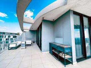 Modern Lux Penthouse - 1