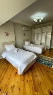 Luxury Parking 77 Beit Allah - 2