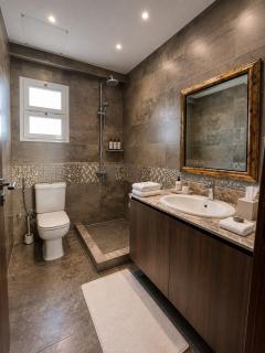 Hyde Park Residence by Home Elite - 3