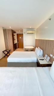 One Tagaytay Place Hotel Suites - 8
