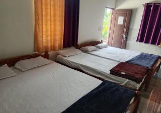 HALASE HOMESTAY - 8