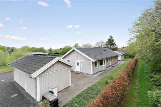 LL235-Tranekaer-Kronens-Have-13 - 7