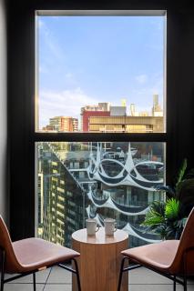 Waterfront 2BR DreamView-Docklands-Gym-Pool-Free Parking - Melbourne - 6